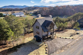 85 Indoor Pool, Game Room & Oversized Hot Tub